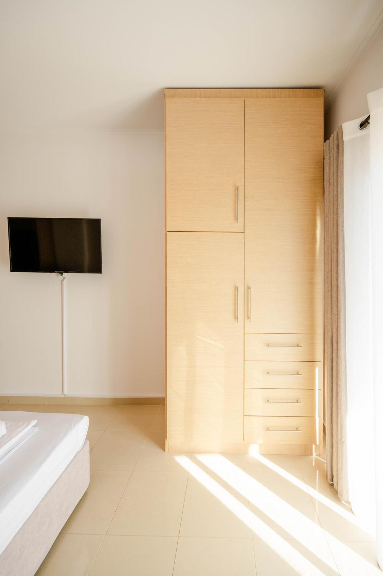 Downtown Comfy Studio Corinth Exteriör bild