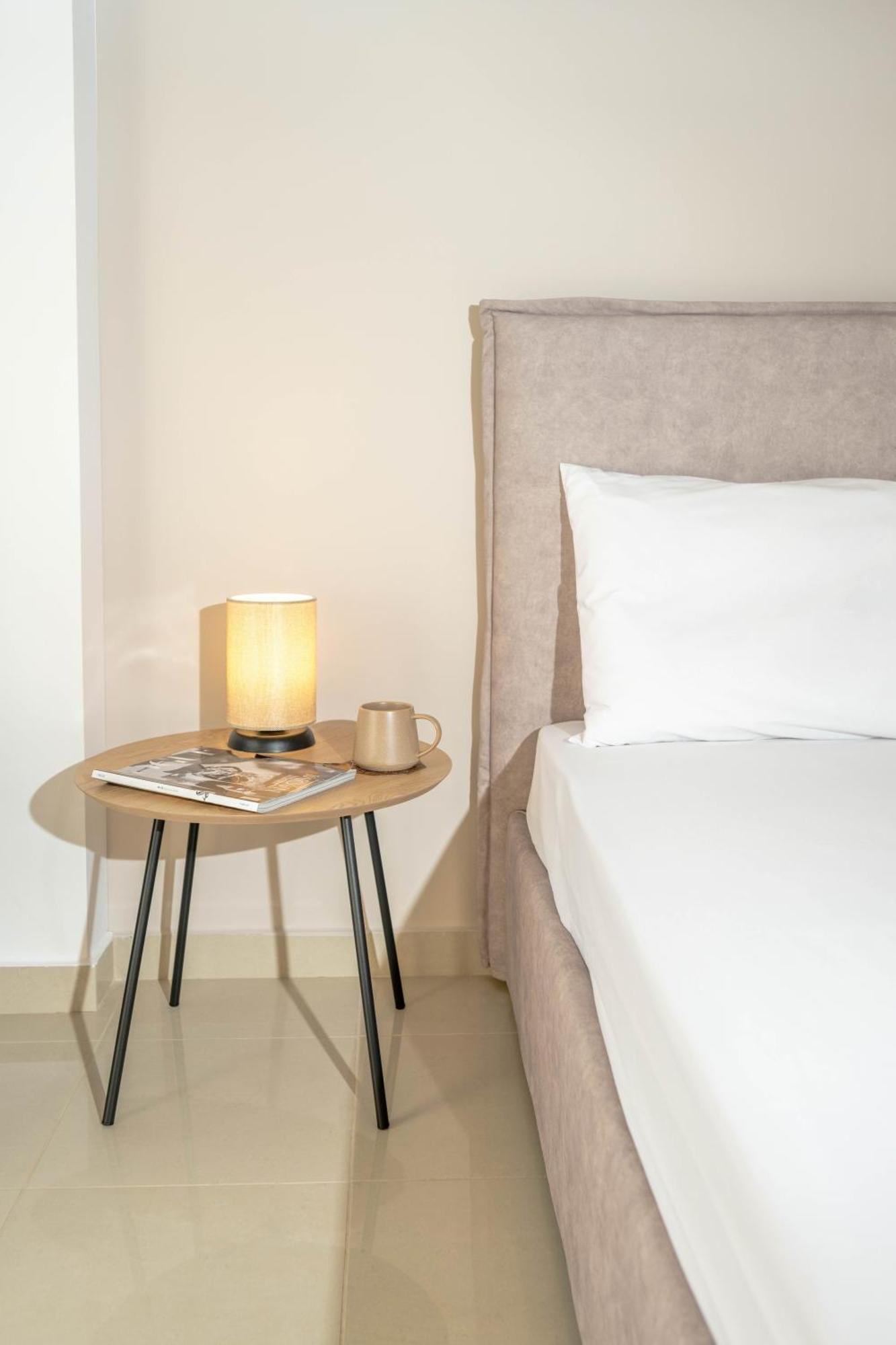 Downtown Comfy Studio Corinth Exteriör bild